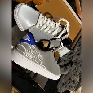 Jordan 1 Low Centre Court size 9 brand new with box